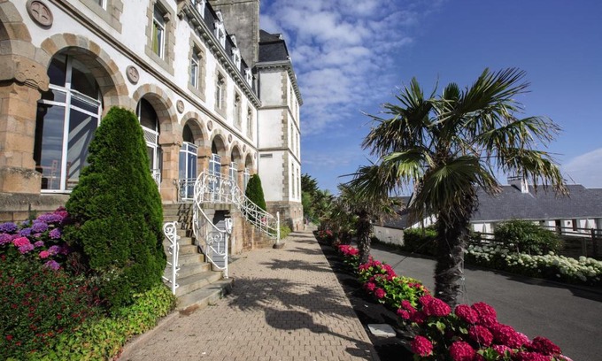 Tregastel Hotel | Belambra Clubs Trégastel - Le Castel Sainte Anne