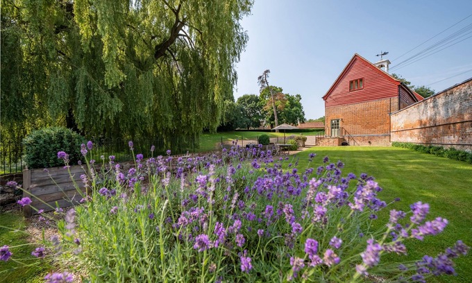 Sudbury Cabaña | Belchamp Hall Hayloft, Belchamp Walter