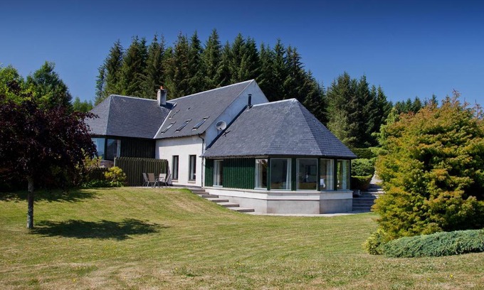Farr Casa | Belforte House Holiday Home