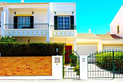 Porto de Mos Casa | Bella & Gordinho GuestHouse
