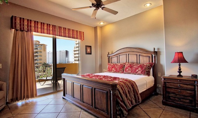 Sandy Beach Condominio | Bella Sirena 303 Perfect Location Total SeaClusion Ocean Front Condo