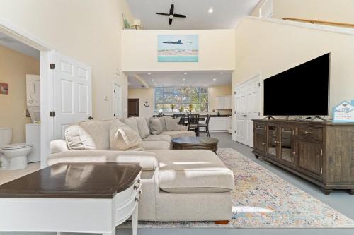 Ono Island Casa | Bella Villa Loft Suite