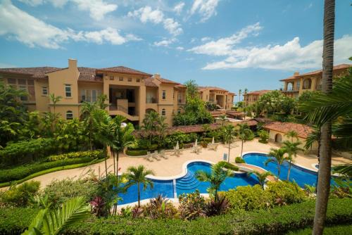 Herradura Apartamento | Bella Vista 2D 3 bdrs pool view in Los Suenos