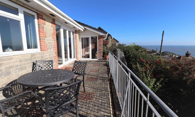 Ventnor Casa | Bella Vista