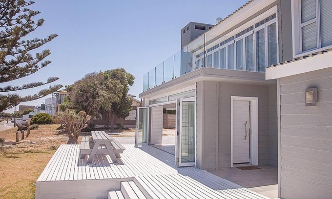 Yzerfontein Casa | Bella Vista Yzerfontein - No loadshedding - Home away from home
