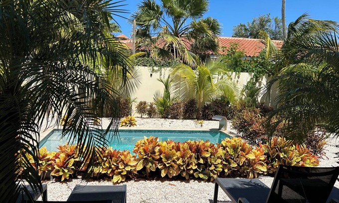 Belnem Casa | Bellamoon Garden Residence with private pool and enclosed garden