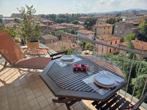 San Donato-San Vitale Apartamento | Bellavista panoramic terrace Appartamento con terrazza zona Sant Orsola