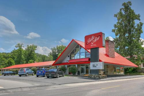 Gatlinburg Hotel | Belle Aire Motel - Downtown Convention Center - Gatlinburg