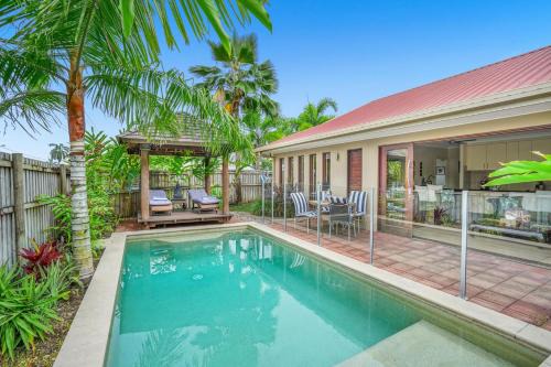 Palm Cove Casa | Belle Escapes Villa Kintamani
