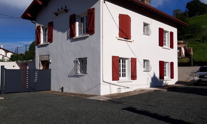 Banca Casa | Belle Maison Basque