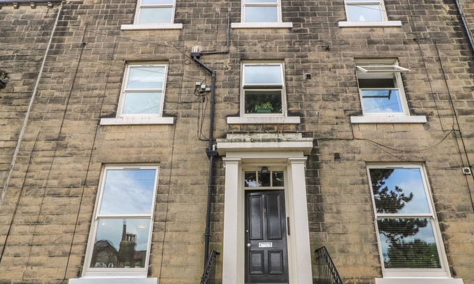 Ilkley Cabaña | BELLE VUE, pet friendly, character holiday cottage in Ilkley