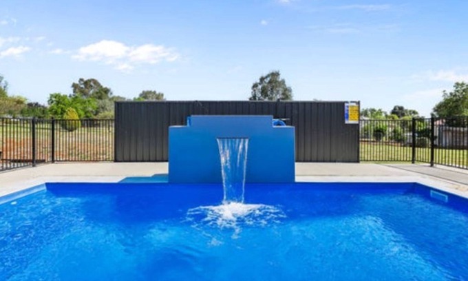 Moore Creek Casa | Bellevue Holiday House