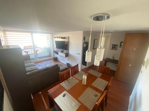 Vina del Mar Apartamento | Bello Dpto central a pasos de la Quinta Vergara, Mall, Plaza de Viña, con estacionamiento, ideal para recorrer la ciudad caminando relajado