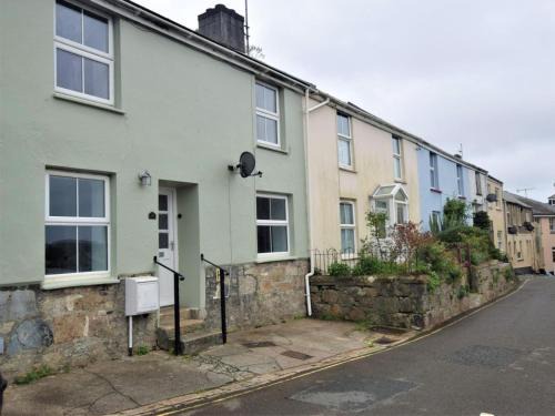 St Austell Casa | Bells Cottage - Explore Cornwall by rail
