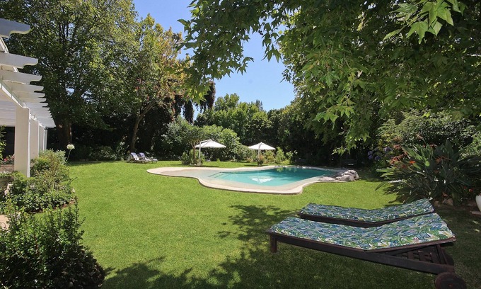 Constantia Cama Y Desayuno | Beluga of Constantia Guest House