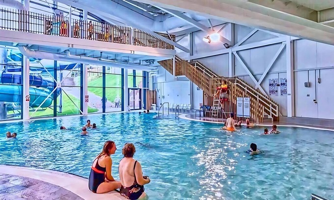 Liverton Cabina | A charming 3-bedroom, pet-friendly holiday lodge in Devon. Pet-friendly.