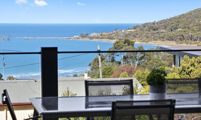 Lorne Casa | BELVEDERE FOUR - Sofisticación, lujo y wifi