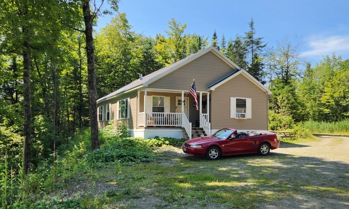 Green Mountains Casa | Belvidere Mountain Vista - Near Jay Smuggs Stowe Long Trail, Pet OK, Easy Access, Flexible Check-In!