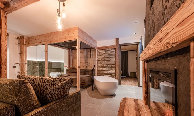 Male Apartamento | Agradable apartamento en Magras di Malè con spa