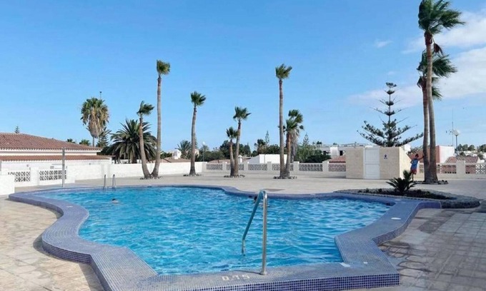 Las Rosas Apartamento | Romántico apartamento con piscina privada