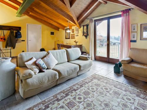 Romagnano Sesia Apartamento | Belvilla by OYO Secluded Apartment with Balcony