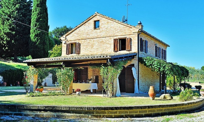 Montecosaro Villa | Villa elegante en Montecosaro, Italia con jacuzzi