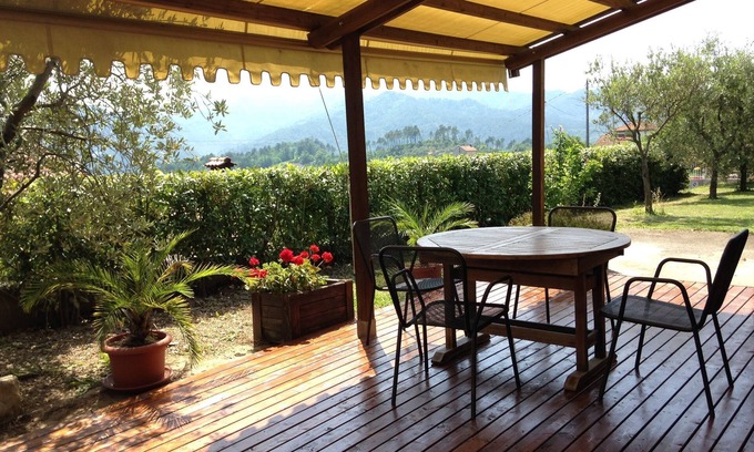 Montebello di Mezzo Cabaña | Casa rural en Loc. Montebello con piscina