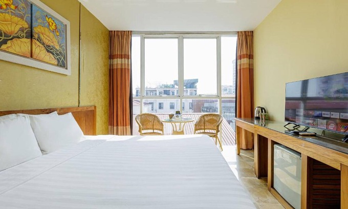 Dong Da Hotel | Belvilla near Hoan Kiem Lake Vincom