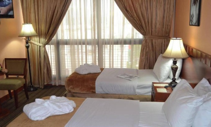 Madinat Zayed Hotel | Belvilla Top Stars Hotel Near Gold Souk
