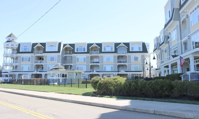 Bemus Point Condominio | Bemus Bay Condo Columbian C101