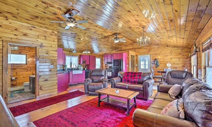 Bemus Point Cabina | Bemus Point Retreat ~ 3 Mi to Chautauqua Lake