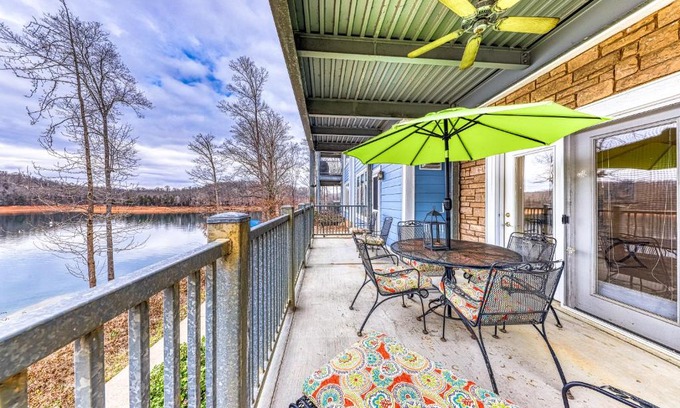 Andersonville Apartamento | Bend of the River
