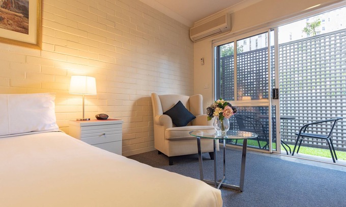 Toowong Hotel | Benson Court Motel