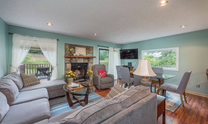 Lake Lure Casa | Bent Creek 28 at Rumbling Bald