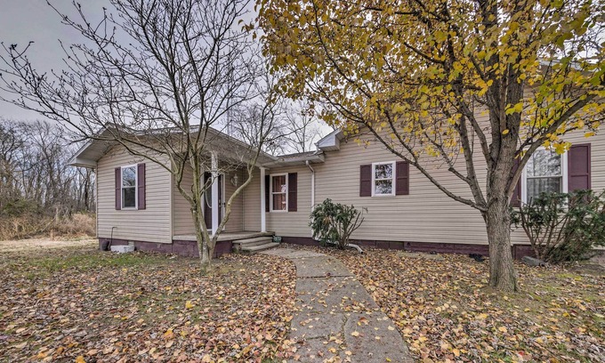 Benton Casa | Benton House w/ Fishing & Hunting On-Site!