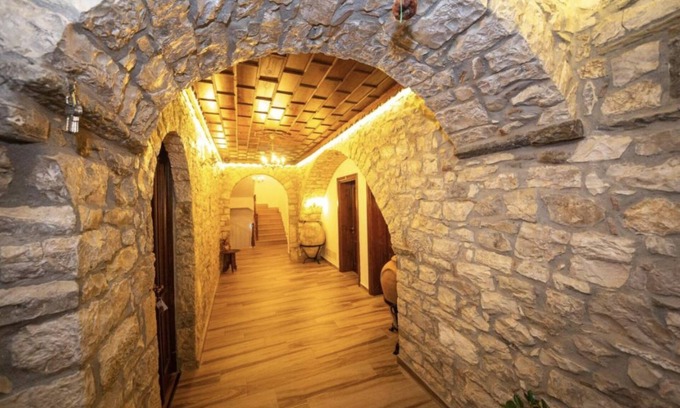 Berat Hotel | BERAT CASTLE HOTEL
