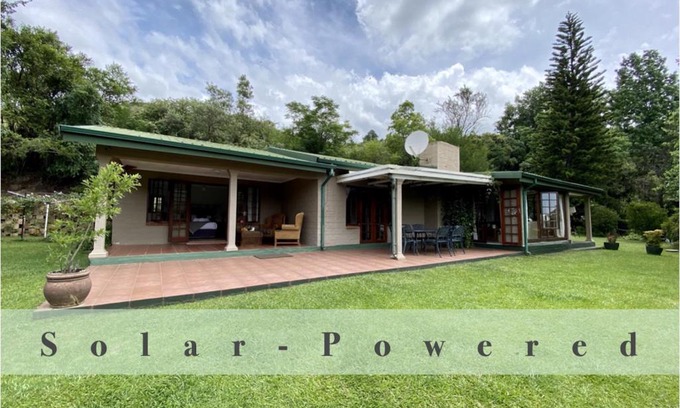 Cathkin Park Casa | Berg Escape Kiepersol - Spacious Luxury Family Home