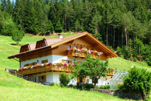 Funes Apartamento | Bergblick App Lärche