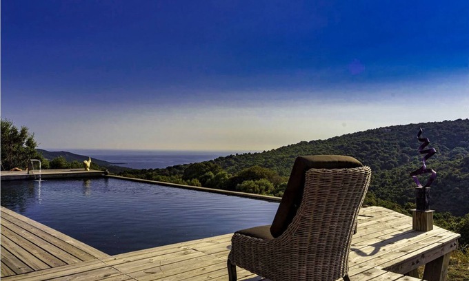 Serra-di-Ferro Casa | Bergeries corses swimming pool sea view near beach