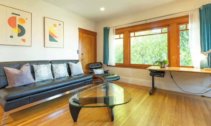 Fairview Park Casa | Berkeley's BEST Home & Neighborhood Walk to UC