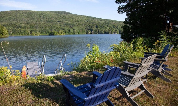 Cheshire Casa | Berkshires Lakefront Retreat by Evergreen Home