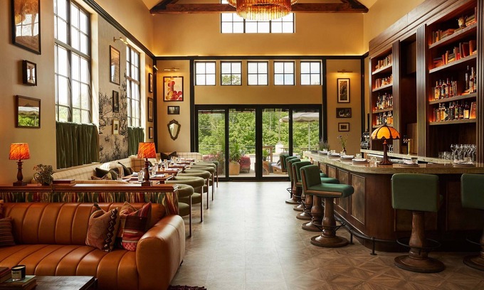 Lenox Cabina | Berkshires Untold