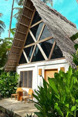 San Juan Complejo | Bermuda Triangle Bungalows