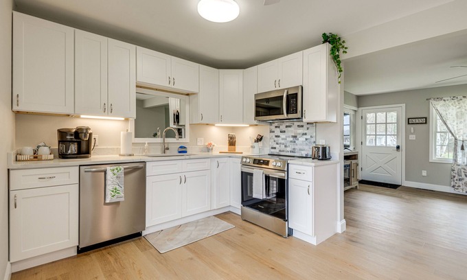Bernardston Casa | Bernardston Home Near Northfield Mount Hermon!