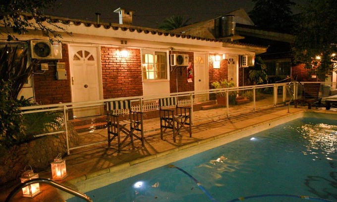 Ezeiza Cama Y Desayuno | Bernie's Bed & Breakfast , A 3 KILOMETROS DEL AEROP EZEIZA, VAN ,IN-OUT, FREE EZEIZA AIRPORT