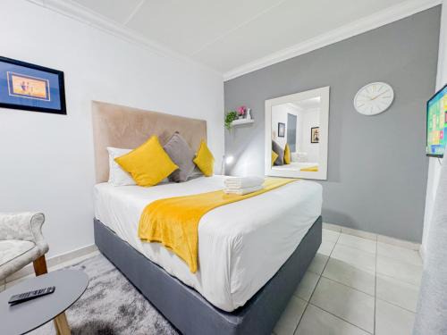 Erasmuskloof Casa | Berry Bliss Haven
