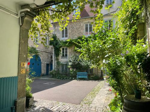 Besancon Old Town Apartamento | Besançon: charmant duplex au pied de la citadelle
