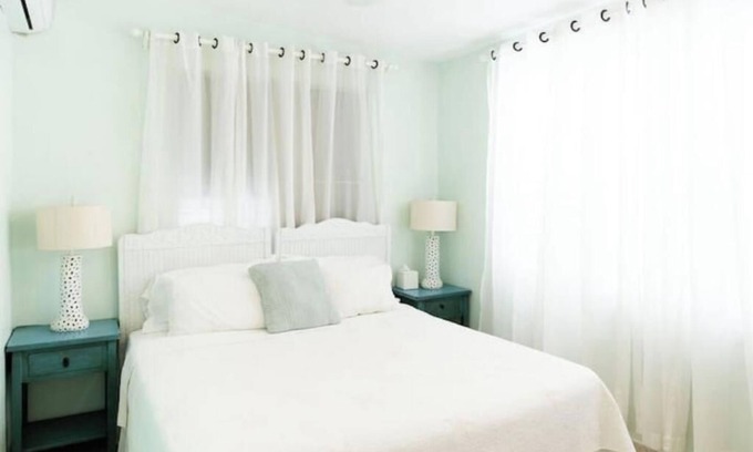 Cruces Apartamento | Best Beach House, Direct Ocean Views in Sea Beach!