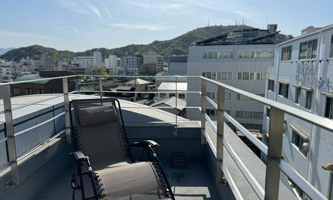 Tokushima Condominio | Best cosmetics! One building rental for up to 14 people, kettle bath, cypress bath, kitchen, automatic mah-jongg table, rooftop terrace, cyclist, about between station and downtown EarthVelo Nakasu Market