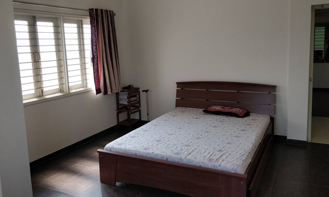 Vadodara Casa | Propiedad mejor ubicada en el centro de la ciudad